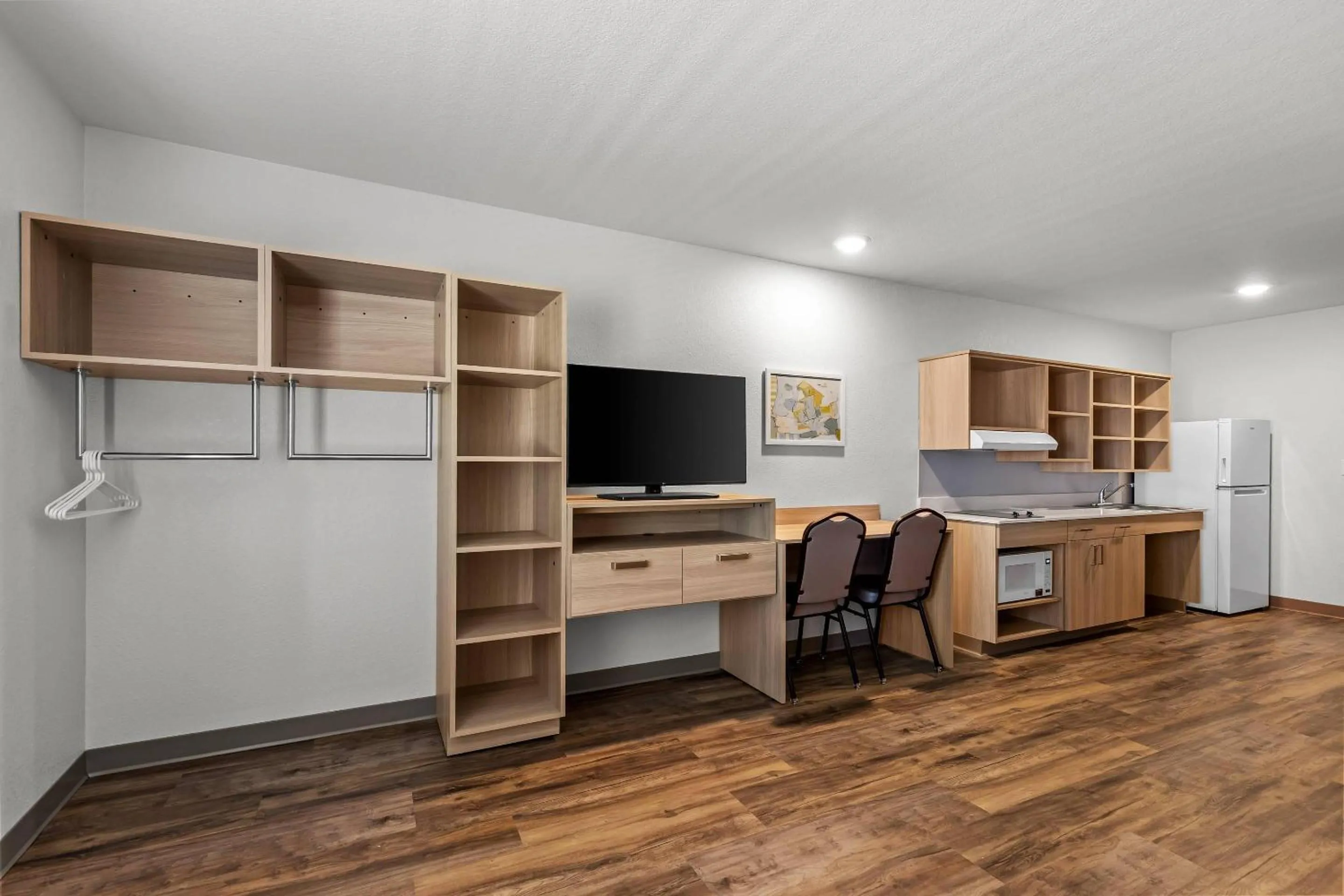 Bedroom in WoodSpring Suites St Peters-OFallon