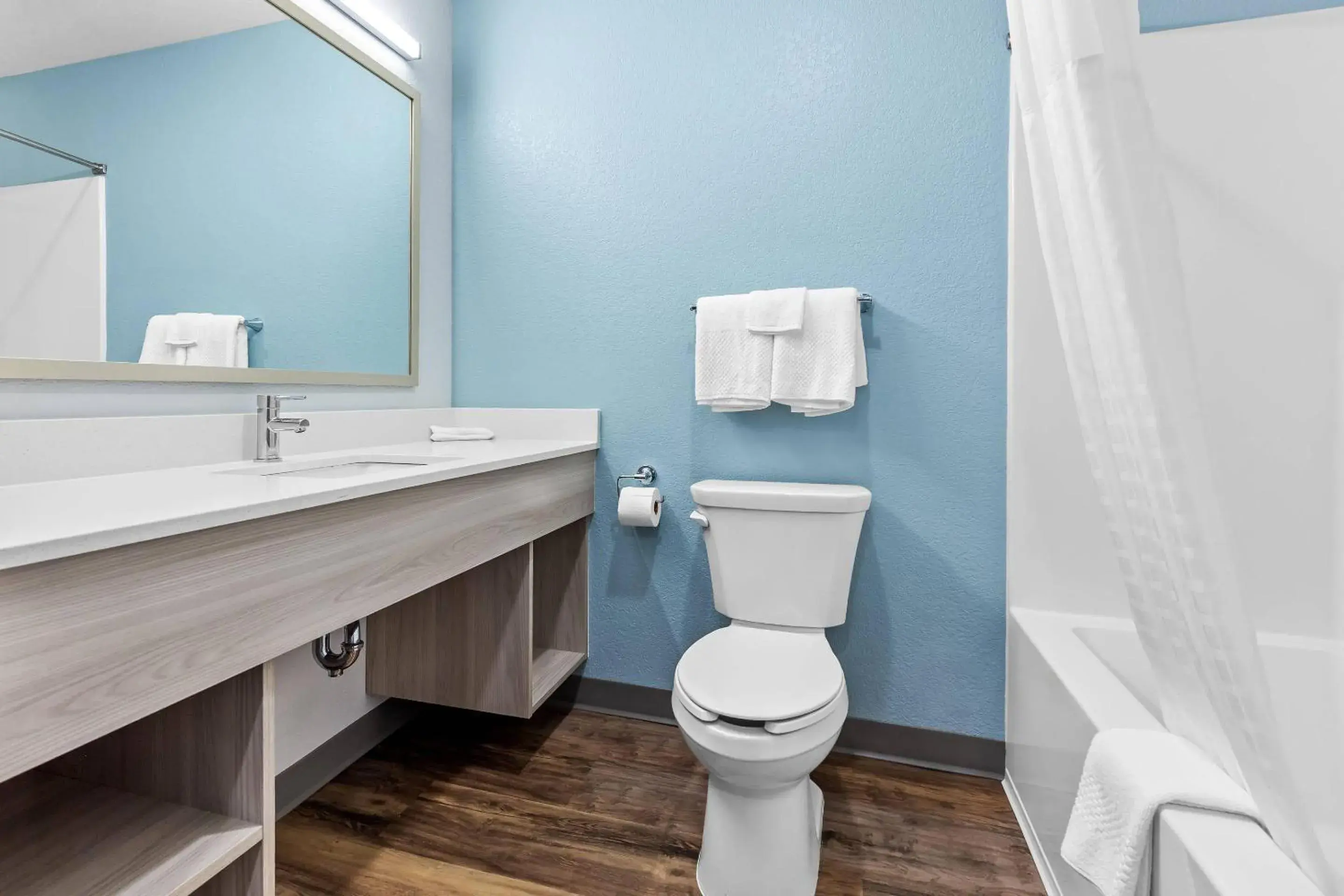 King Suite with Sofa - Disability Access/Non Smoking in WoodSpring Suites St Peters-OFallon King Suite with Sofa - Disability Access/Non Smoking in WoodSpring Suites St Peters-OFallon