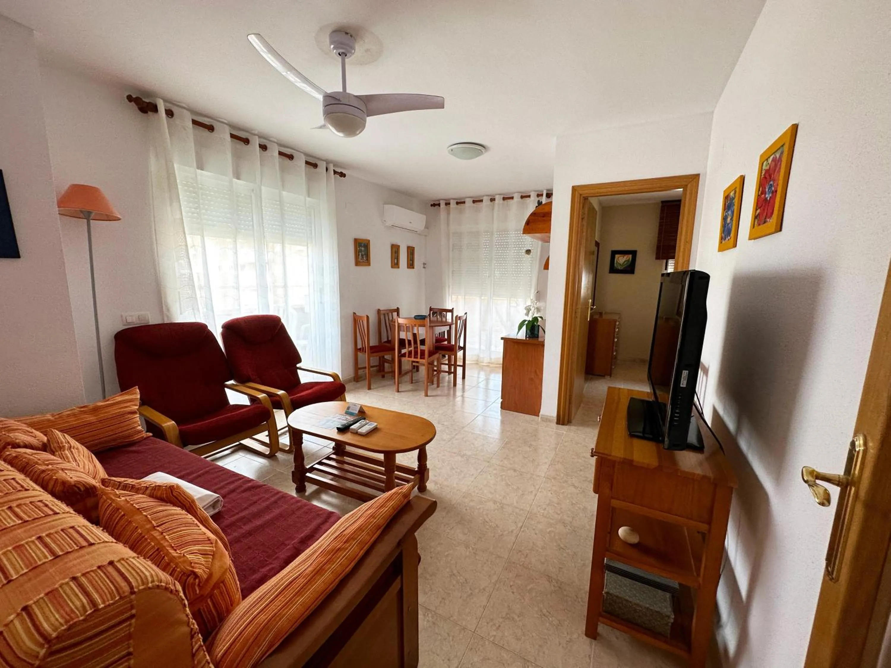 TV and multimedia in Apartamentos 3000 Marina D'Or