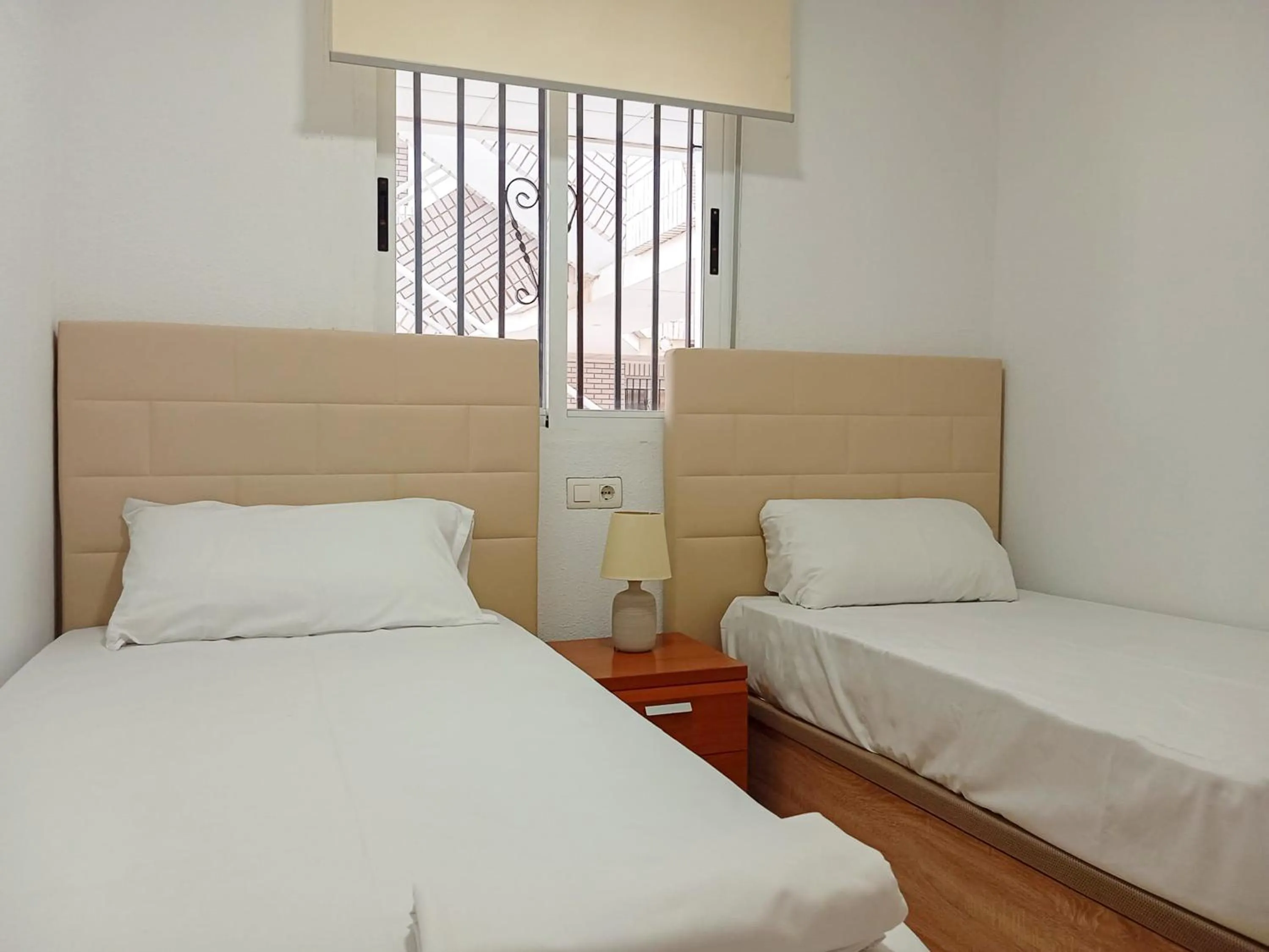 Bedroom, Bed in Apartamentos 3000 Marina D'Or