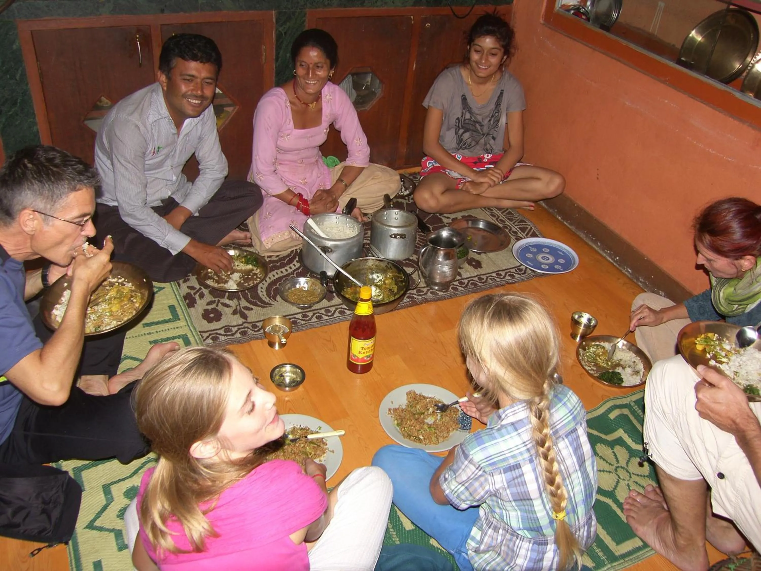 Dining area in Rupa View Guest house