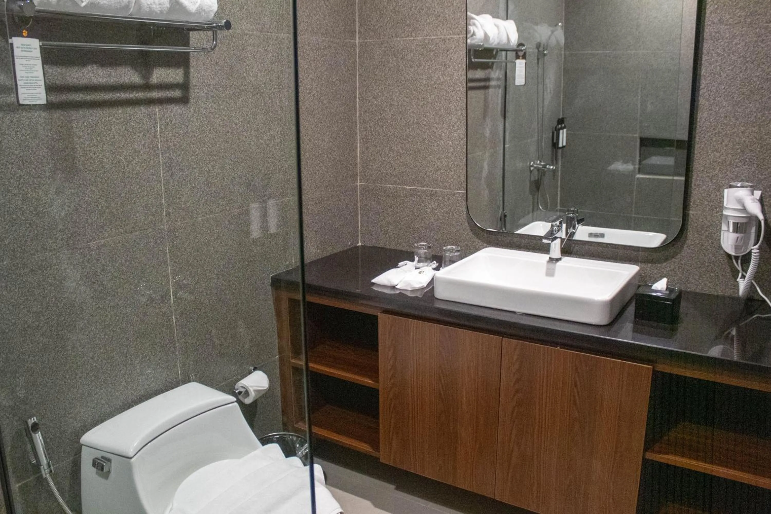 Azana Garden Hill Resort Blora