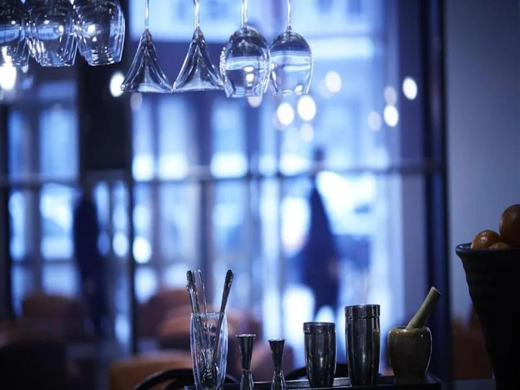 Beijing New World Center Tongpai Hotel