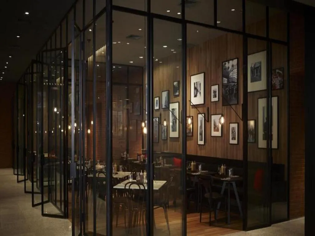 Beijing New World Center Tongpai Hotel