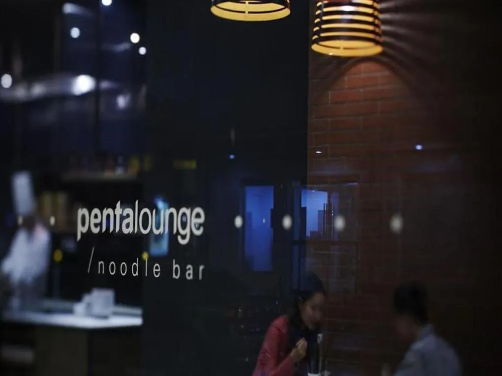 Beijing New World Center Tongpai Hotel