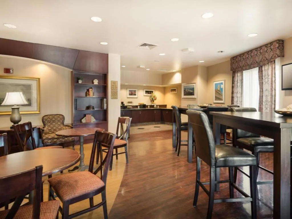 Best Western Plus Boston Hotel