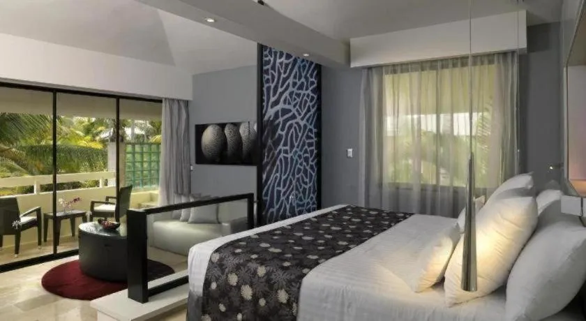 Bed in Paradisus Punta Cana Resort All Inclusive