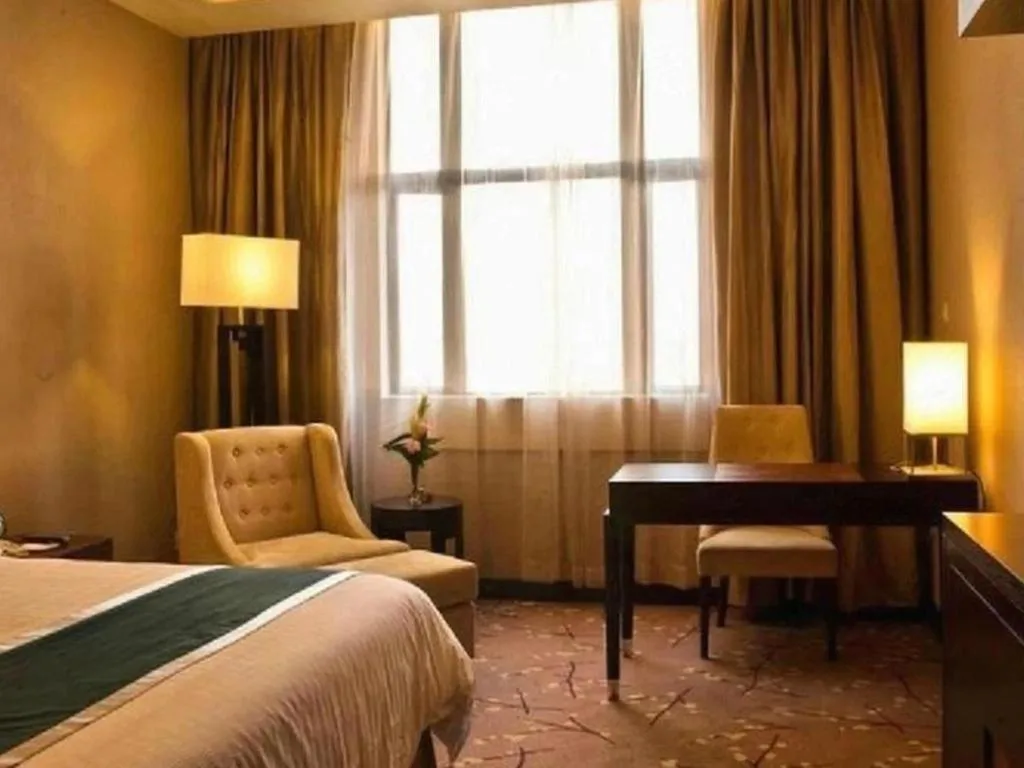 Bed in Jin Jiang Nanjing Hotel