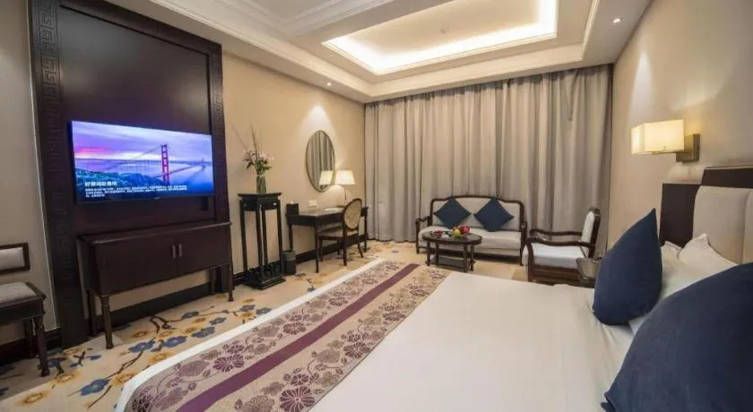 Bed in Jin Jiang Nanjing Hotel