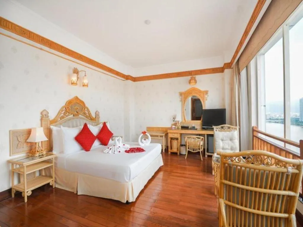 Bed in Senriver Hotel