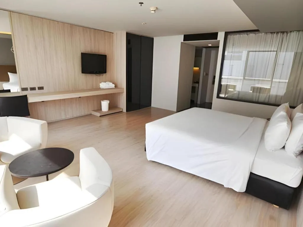 Bed in The Heritage Silom Hotel