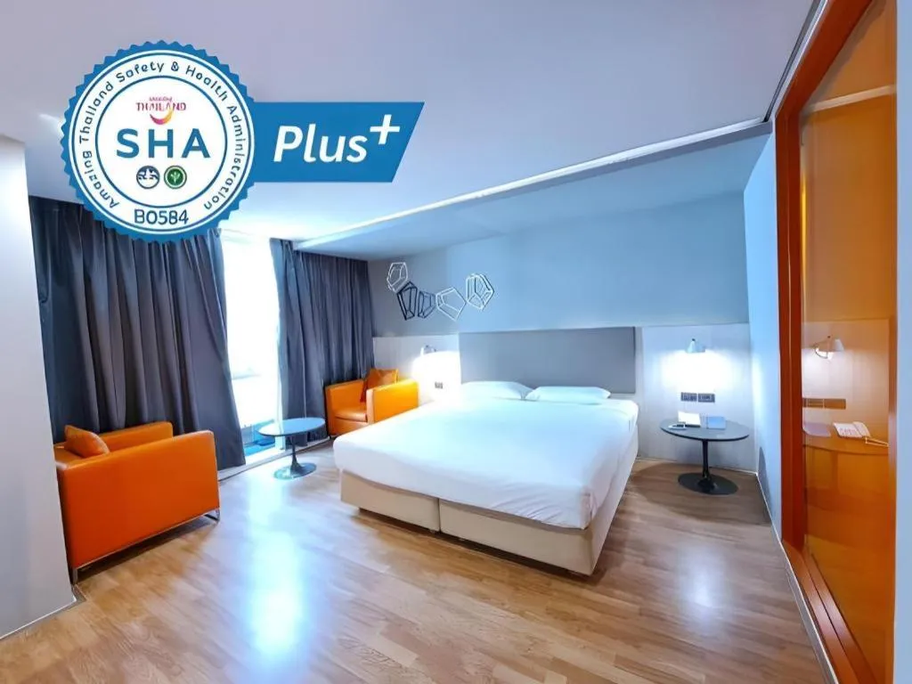 Bed in The Heritage Silom Hotel