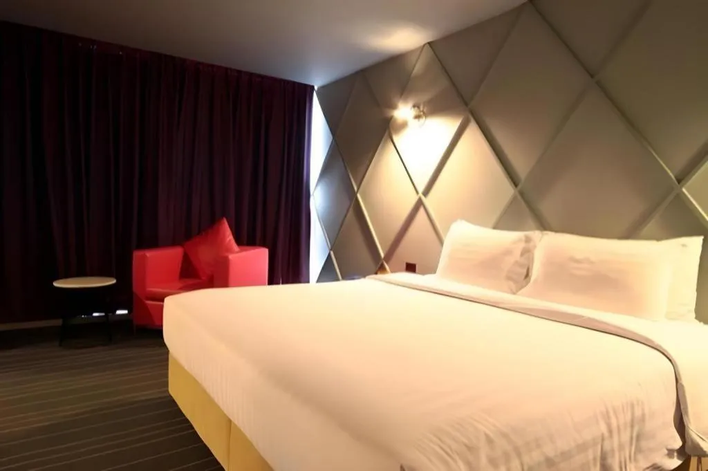 Bed in The Heritage Silom Hotel