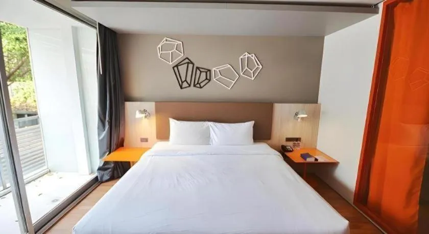 Bed in The Heritage Silom Hotel