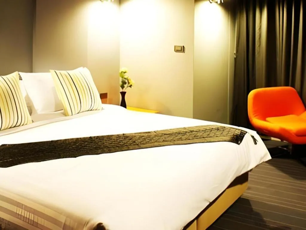 Bed in The Heritage Silom Hotel