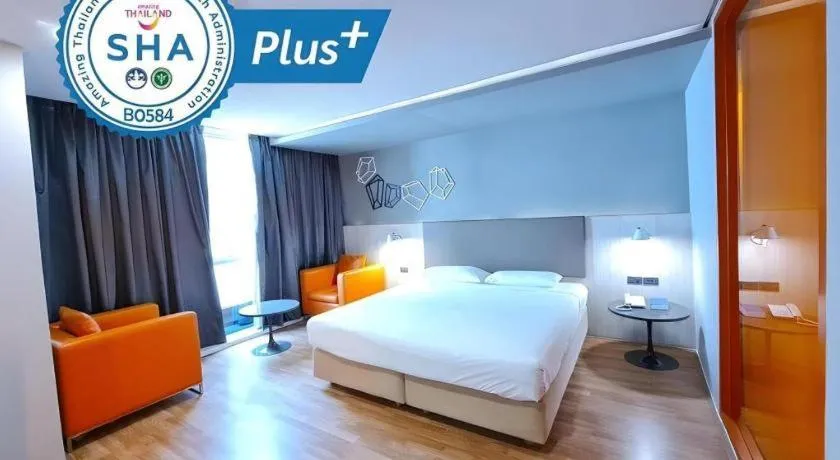 Bed in The Heritage Silom Hotel