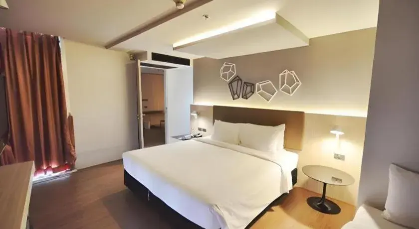 Bed in The Heritage Silom Hotel Bed in The Heritage Silom Hotel