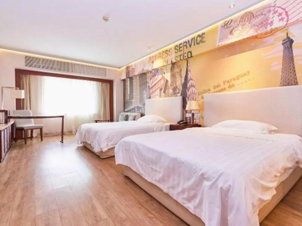 Bed in Starmoon Hotel