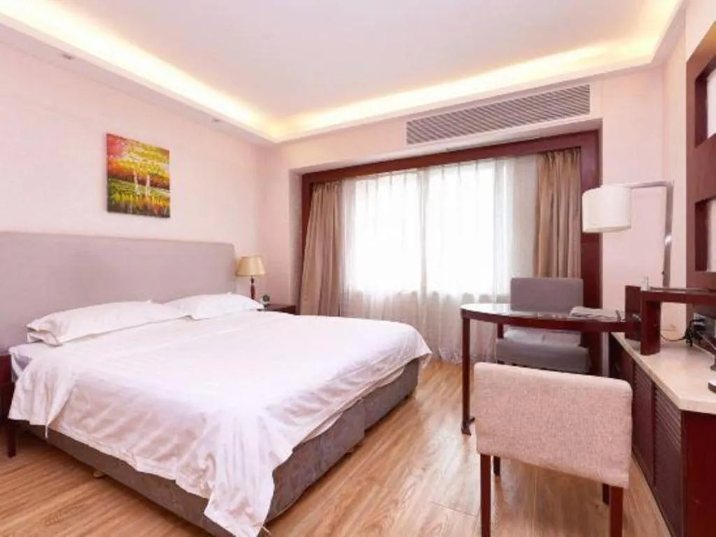 Bed in Starmoon Hotel