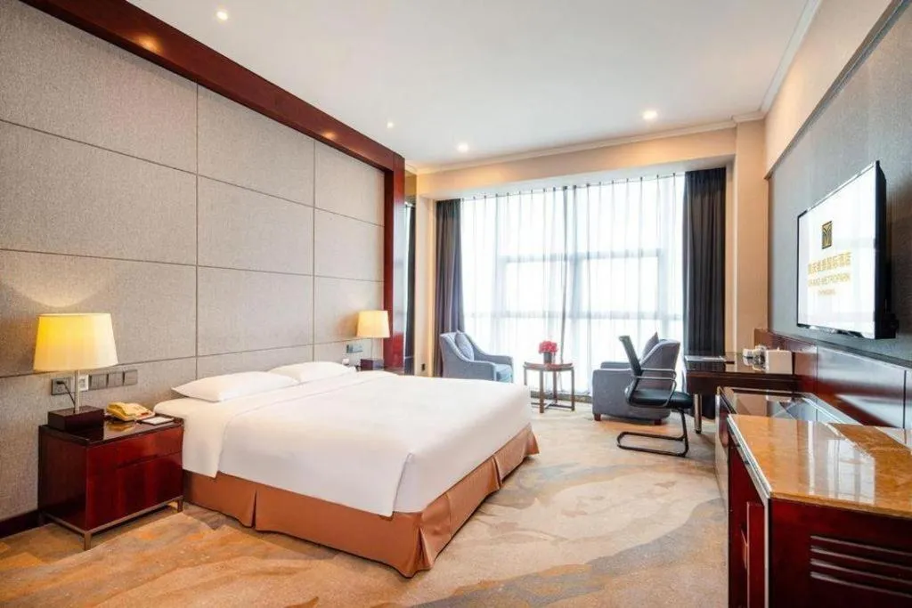 Bed in Grand Metropark Hotel Chongqing