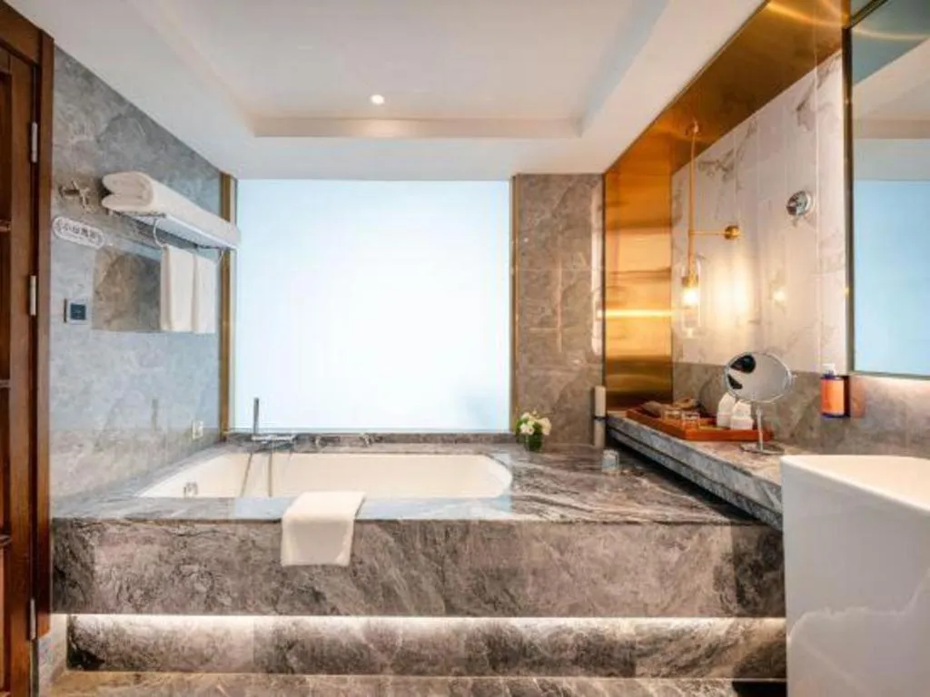 Bed in Grand Metropark Hotel Chongqing