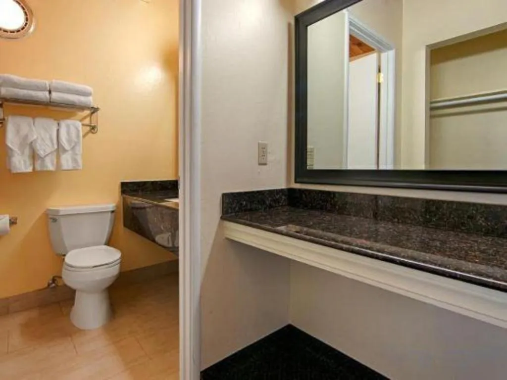 Best Western Vista Manor Lodge