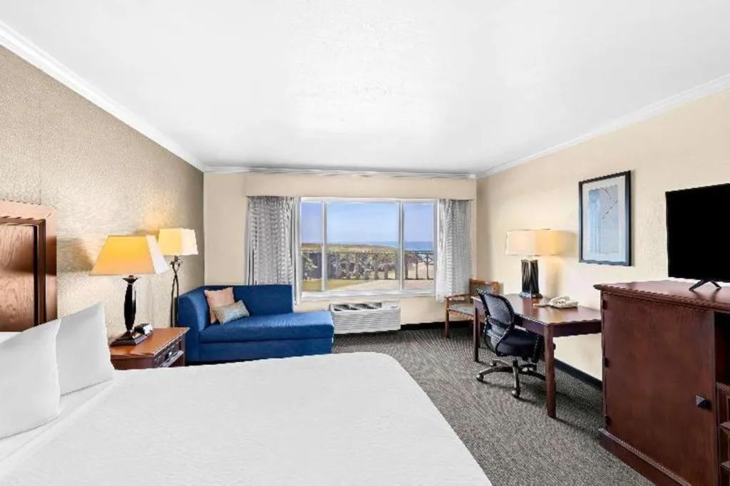 Bed in Best Western Vista Manor Lodge