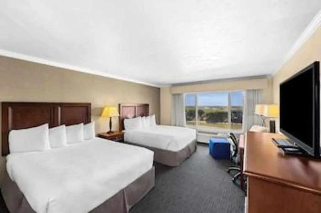 Bed in Best Western Vista Manor Lodge