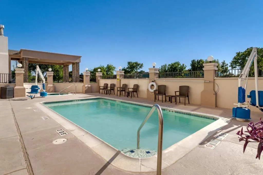 Comfort Suites La Porte - Baytown