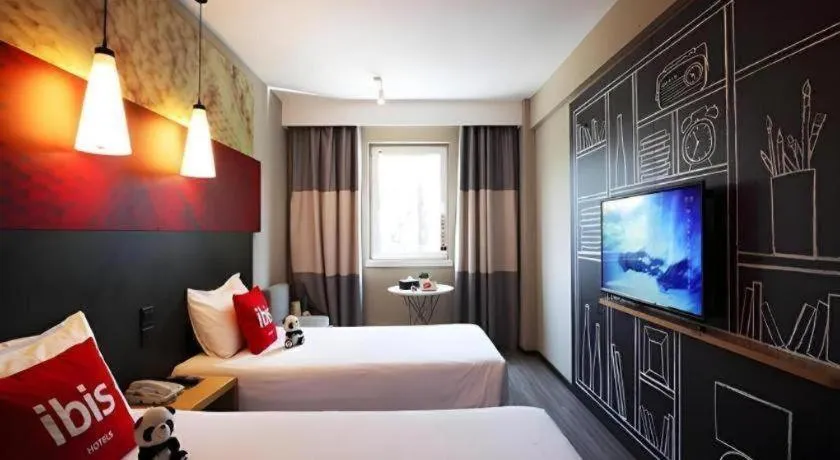 Bed in Ibis Ya An Langqiao