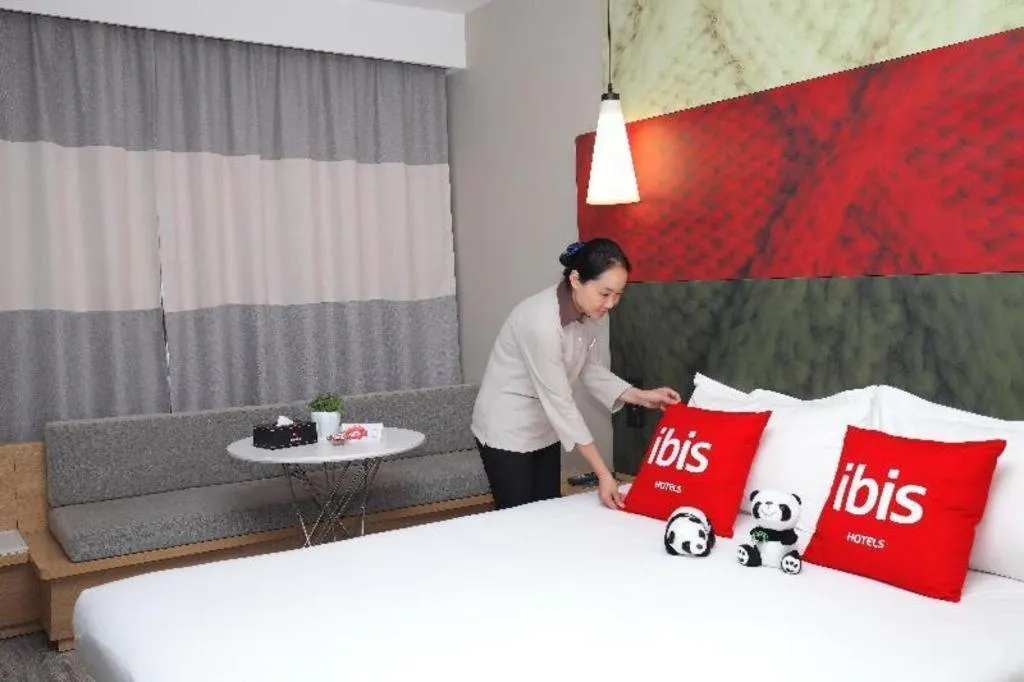 Bed in Ibis Ya An Langqiao