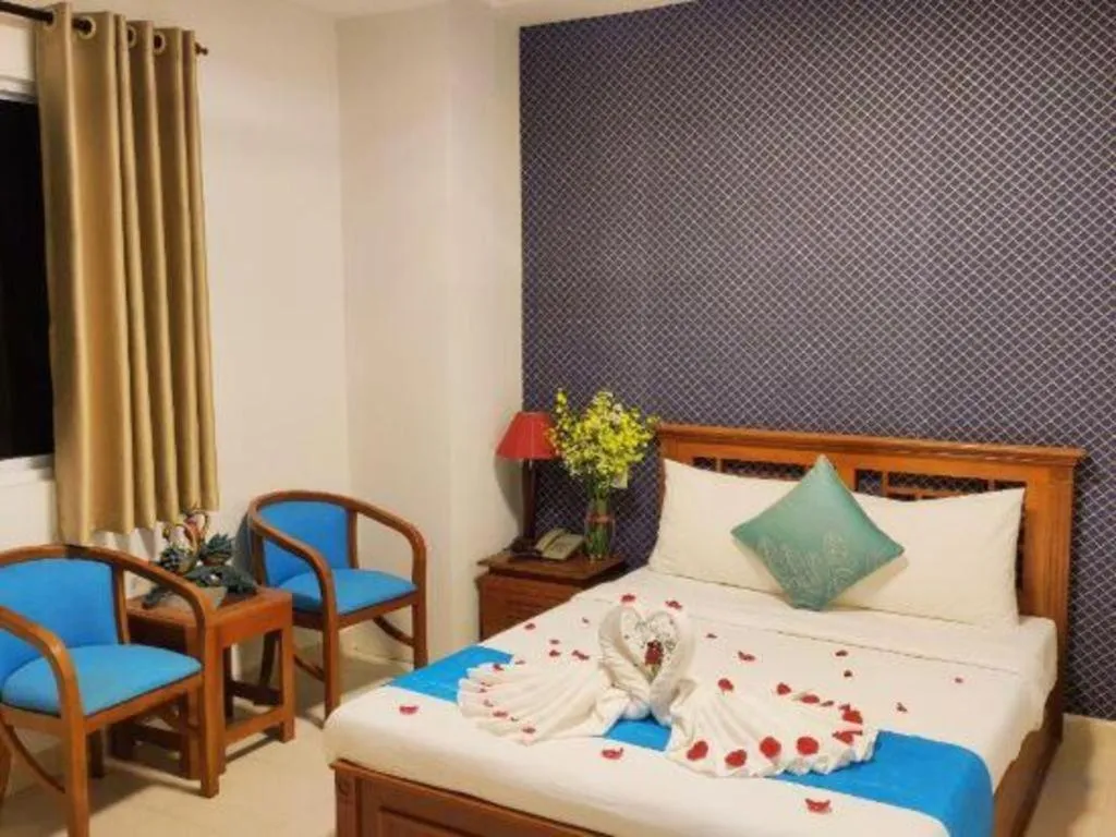 Bed in Hồng Hạc hotel