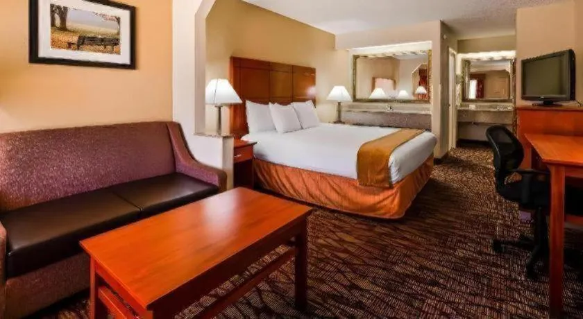 Bed in Best Western Inn