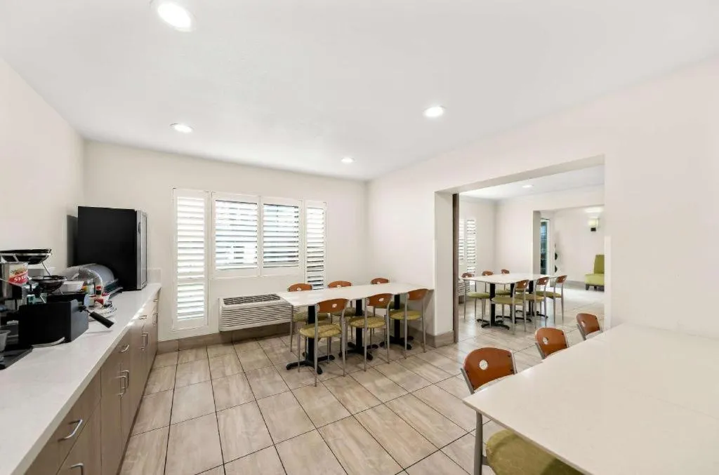 Best Western Executive Inn