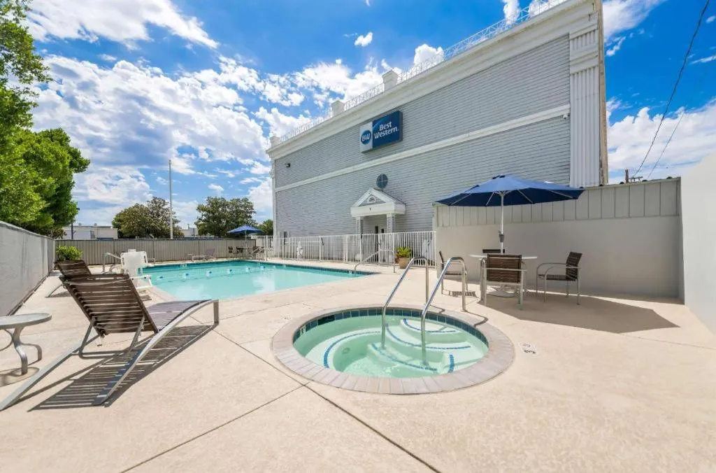 Best Western Executive Inn