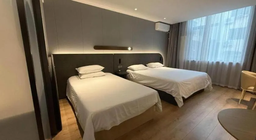 Bed in Jinjiang Inn Qingdao Development Zone Jinggangshan Rd.