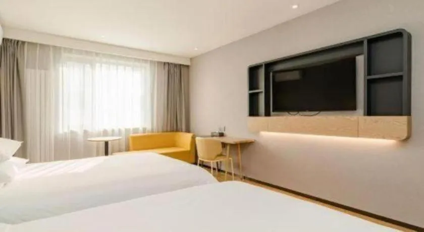 Bed in Jinjiang Inn Qingdao Development Zone Jinggangshan Rd.