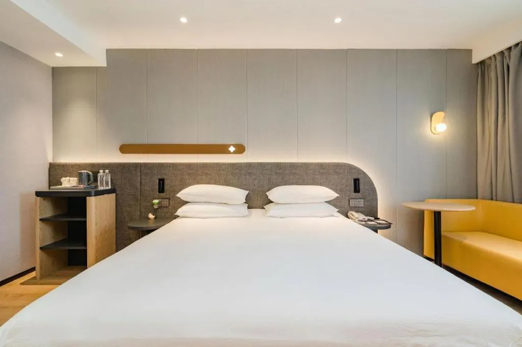 Bed in Jinjiang Inn Qingdao Development Zone Jinggangshan Rd.