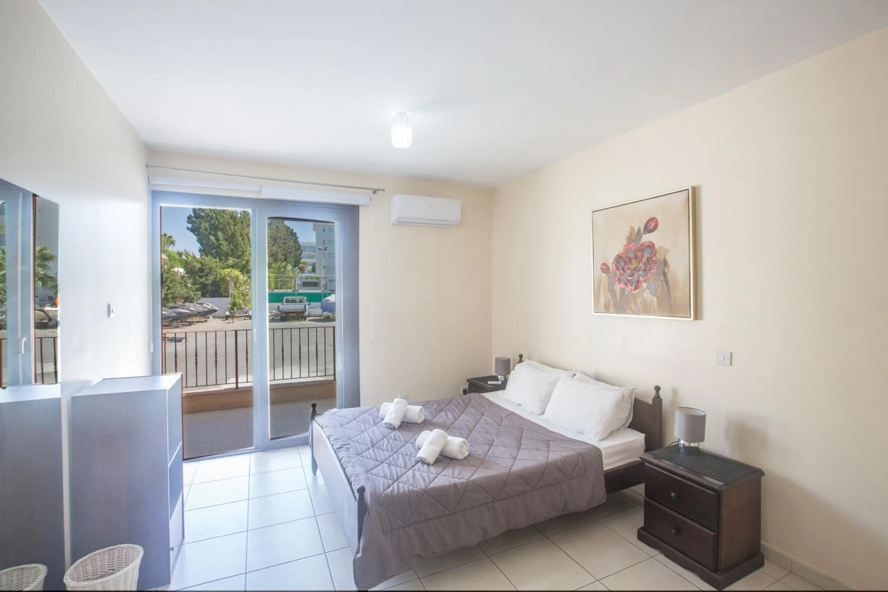 Bedroom, Bed in Napiana Apartments
