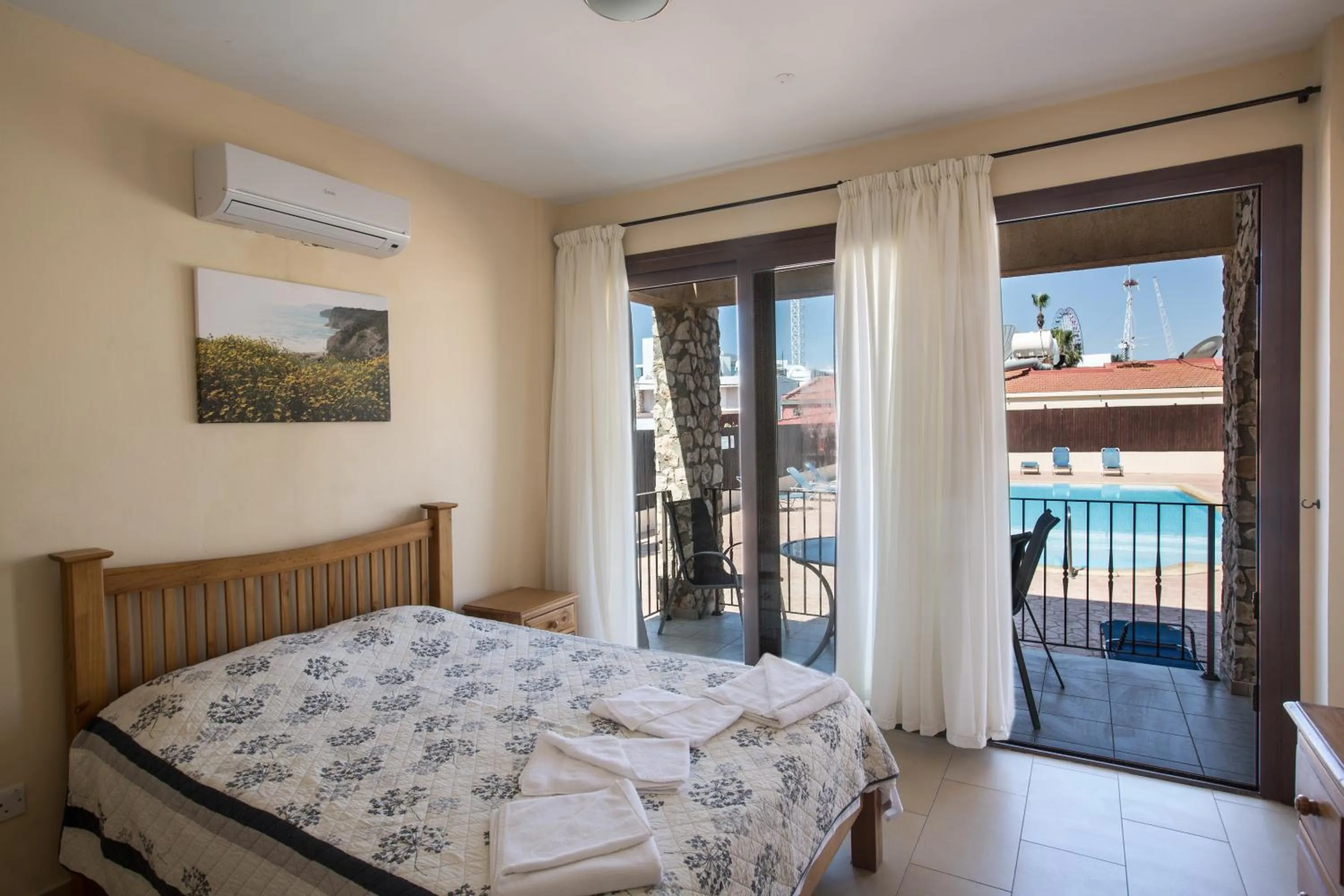 Balcony/Terrace, Bed in Napiana Apartments