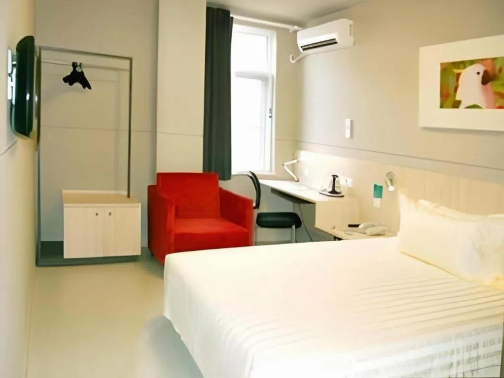 Bed in JinJiang Inn Baoji Administra Tion Center