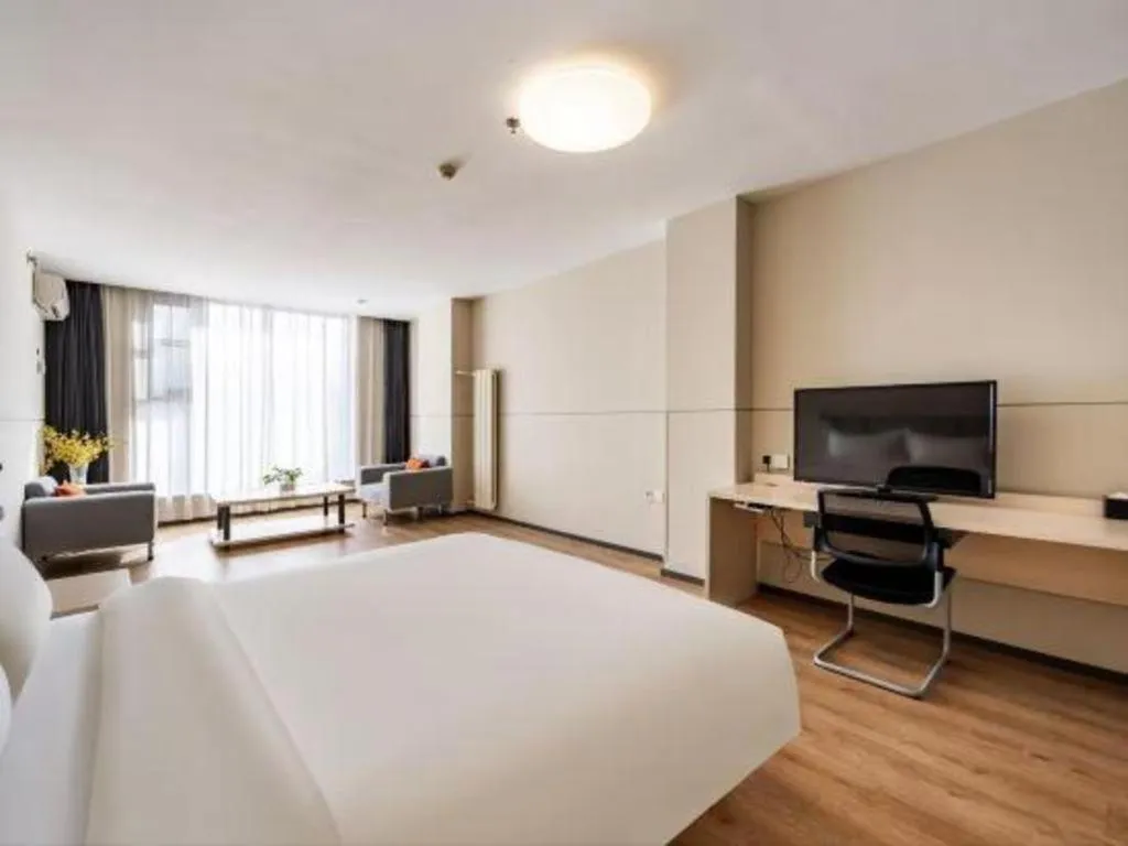 Bed in JinJiang Inn Baoji Administra Tion Center