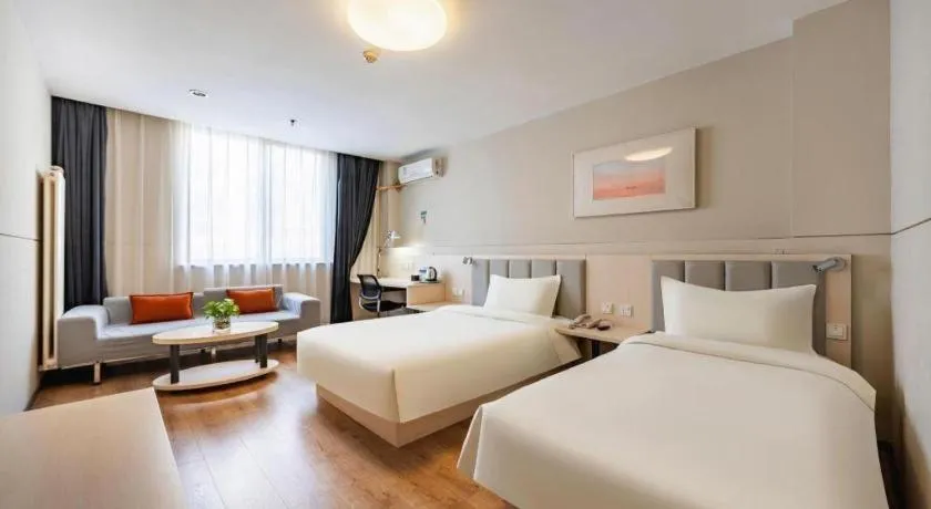 Bed in JinJiang Inn Baoji Administra Tion Center