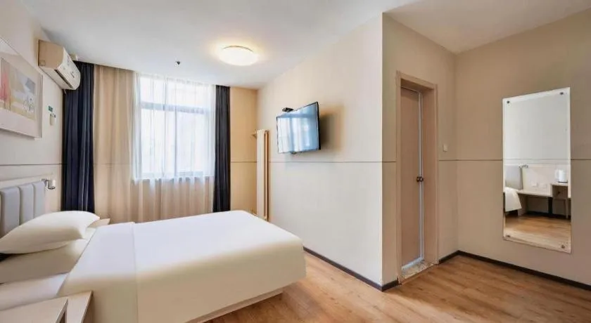 Bed in JinJiang Inn Baoji Administra Tion Center