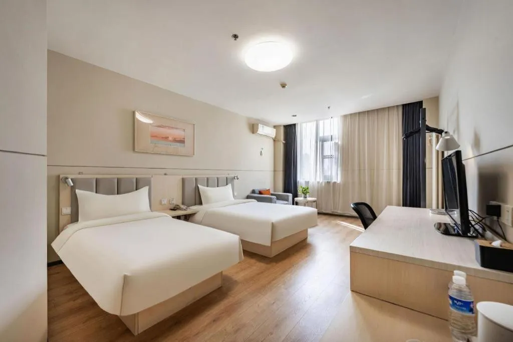 Bed in JinJiang Inn Baoji Administra Tion Center