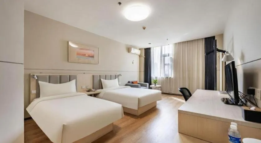 Bed in JinJiang Inn Baoji Administra Tion Center