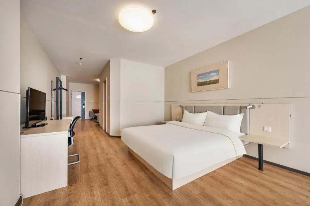 Bed in JinJiang Inn Baoji Administra Tion Center