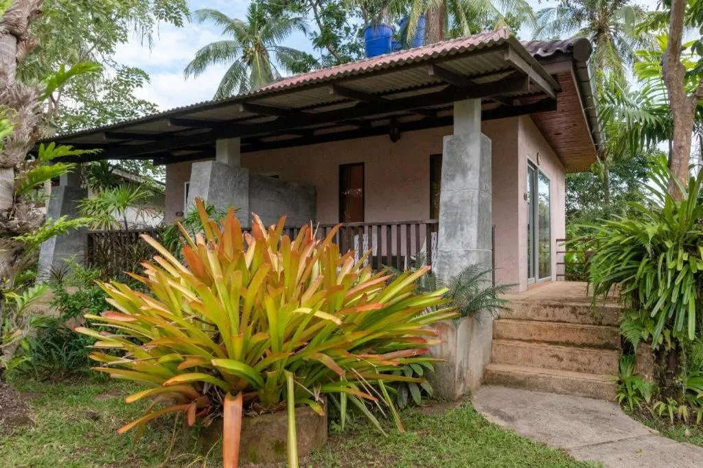 OYO 1046 Noppharat resort