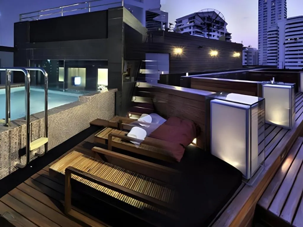 Hiptique Sukhumvit 13