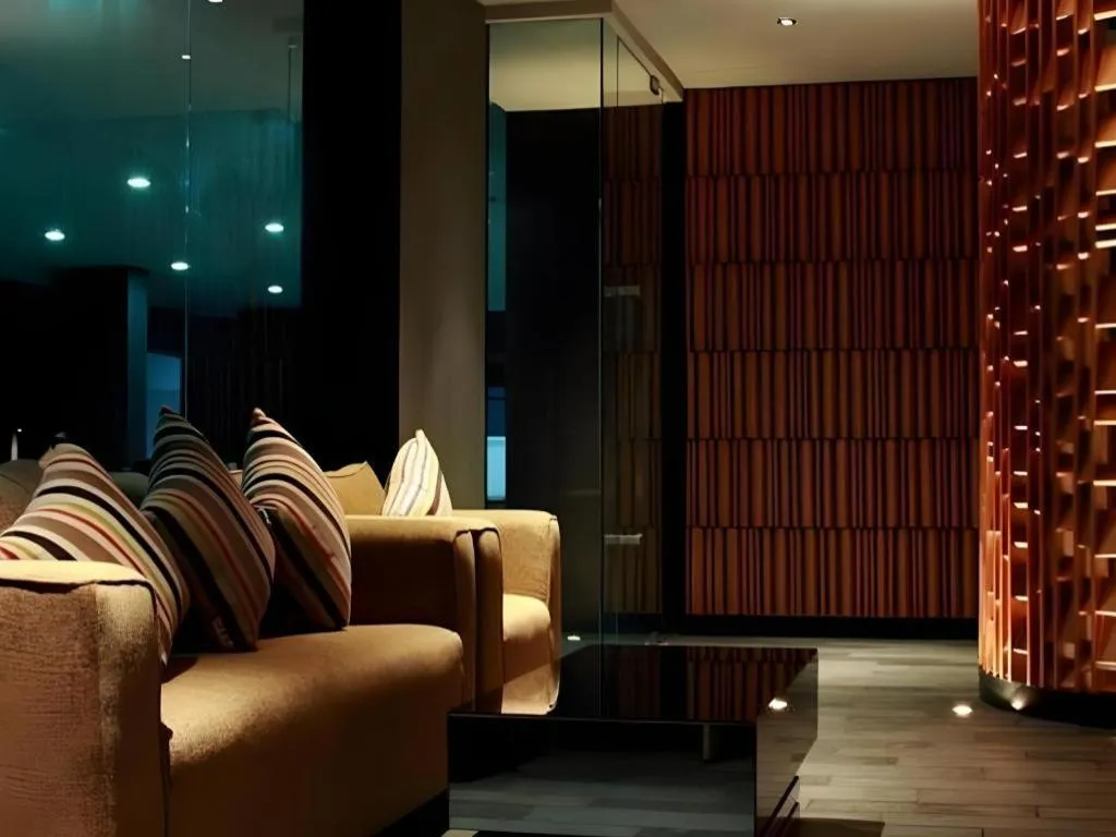 Hiptique Sukhumvit 13